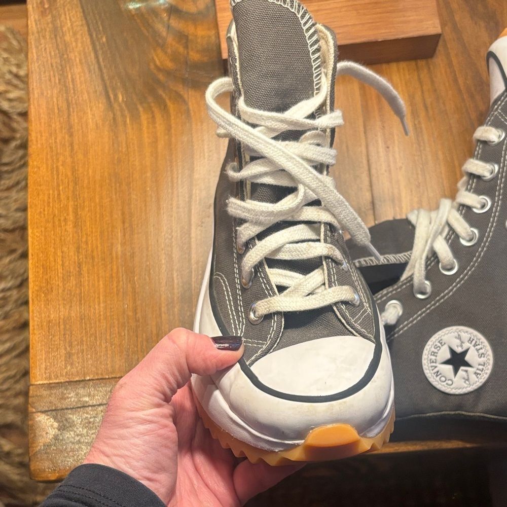 Like NEW 🆕 Converse Olive Green and White High-Top Platform Sneakers - Picture 9 of 14